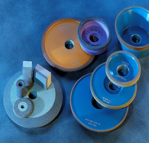 Meules Abrasives de Rectification - Meules DIAMANT-CBN Vitrifiées pour l'usinage des Inconels, Titanes aciers traités